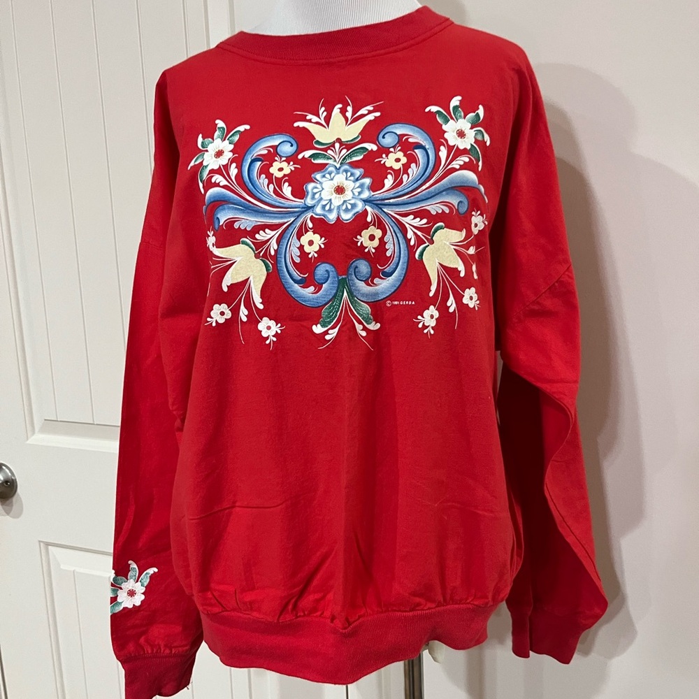 Vintage Gerda 1991 Red Floral Women's top